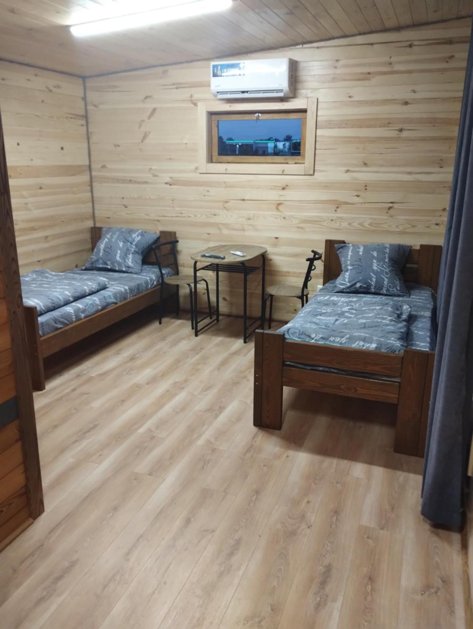 Отель Виктория Berezyna Extérieur photo